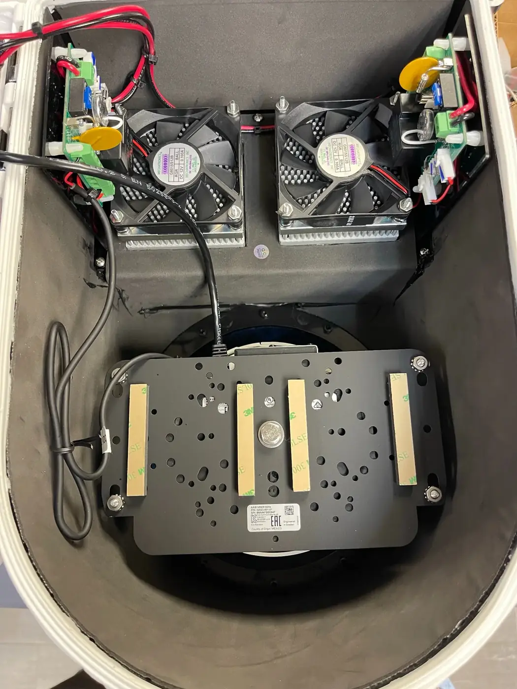 Internal electronics and thermal management in an outdoor enclosure